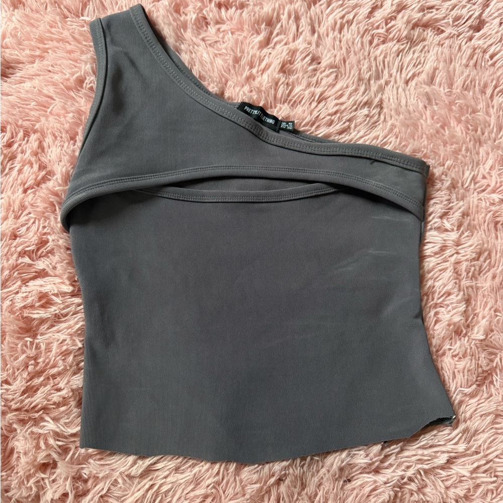 PrettyLittleThing Charcoal Asymmetrical Crop Top